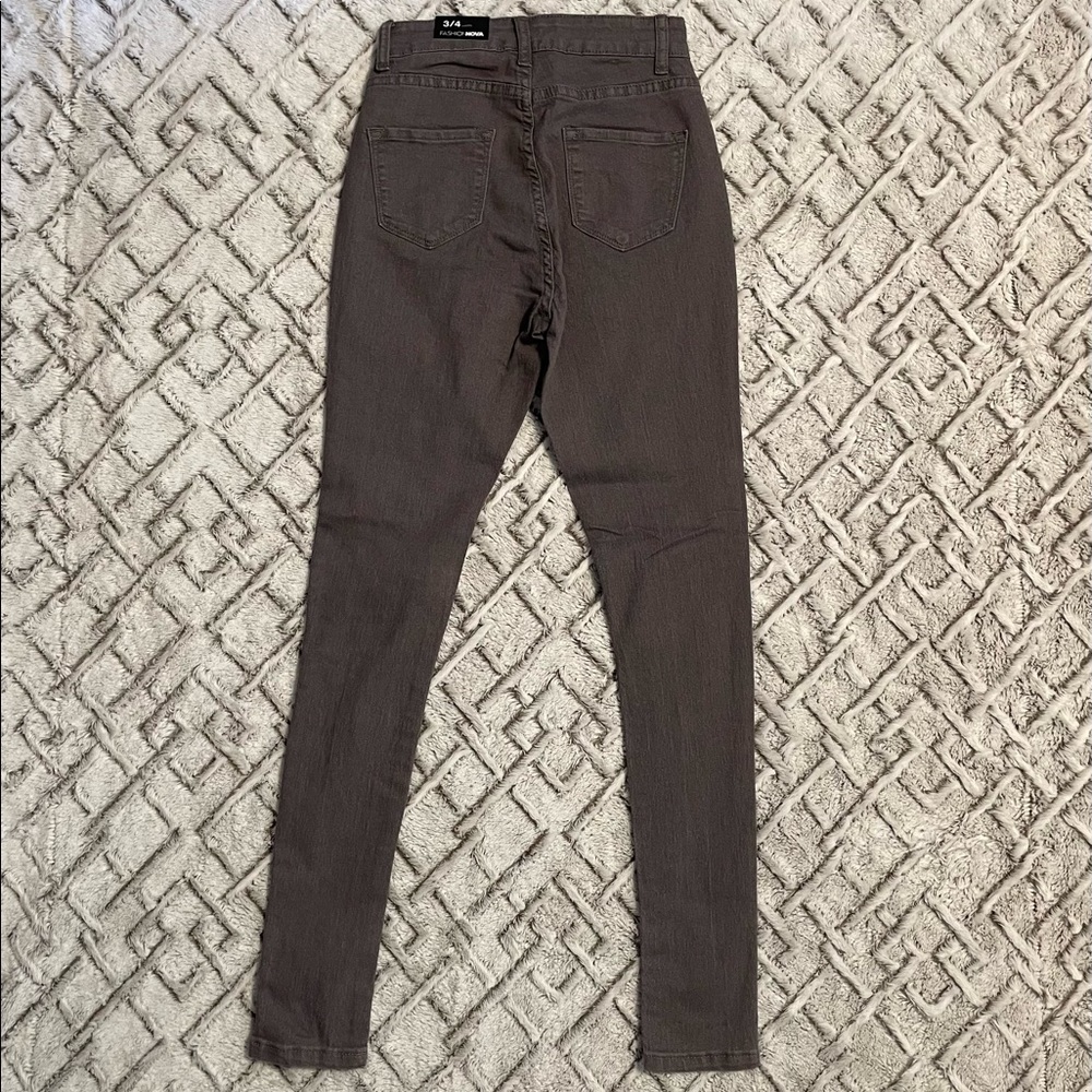 Jeans - Picture 2 of 2